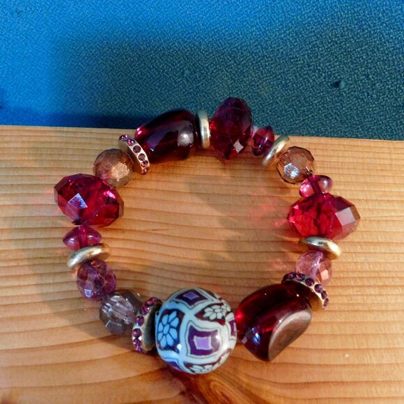 Ladies Pilgrim Bracelet - Picture 1 of 4
